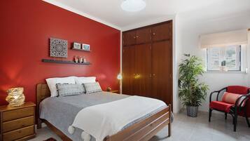 2 bedrooms, free WiFi, bed sheets