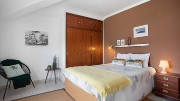 2 chambres, Wi-Fi gratuit, draps fournis