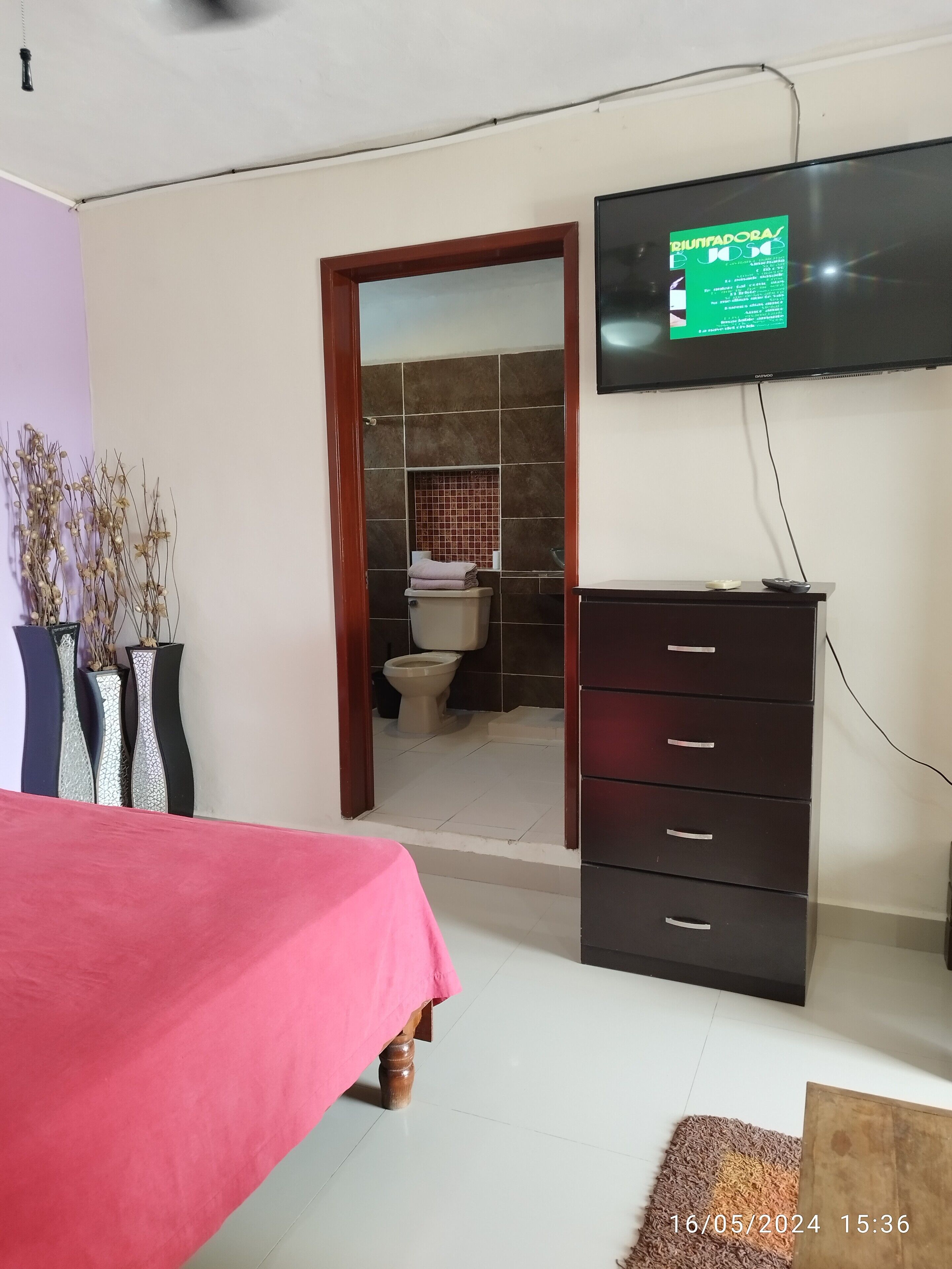 1 soverom, wi-fi (inkludert) og sengetøy