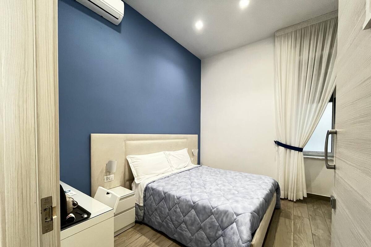 Classic Double Room | Iron/ironing board (on request), WiFi (free)