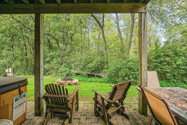 Property grounds - 5BR | Fireplace | Deck | Game Room (McHenry)