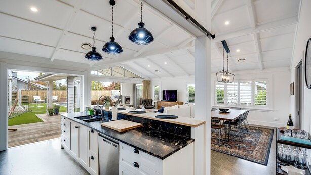 Unclassified image, 1 of 39, button - Modern Deluxe - Havelock North Holiday Home (Havelock North)