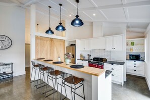 Fridge, microwave, dishwasher, toaster