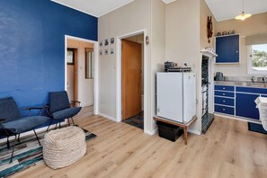 Interior - Patsy Cottage – A Charming 1960s Kiwi Bach near Kaitaia (Kaitaia)