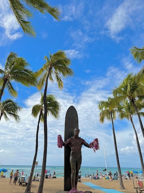 In Strandnähe, Liegestühle, Strandtücher