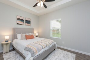 3 bedrooms, desk, iron/ironing board, travel crib