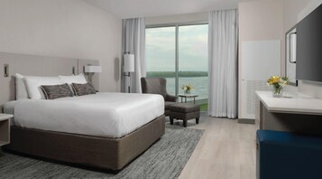 Grand Riverview King Suite | Premium bedding, pillowtop beds, in-room safe, desk
