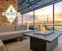 2 restaurants, lunch, dinner served; American cuisine