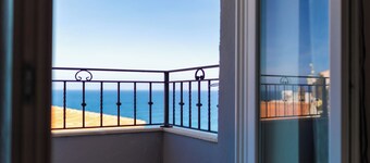 Modern Apartment Sea View
