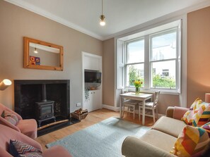 Fireplace - 1 bedroom accommodation in Aberlady, near Longniddry (Aberlady, near Longniddry)