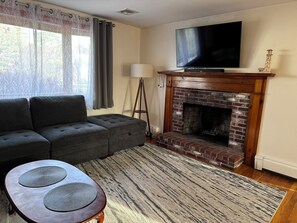 Smart TV, fireplace, computer monitors