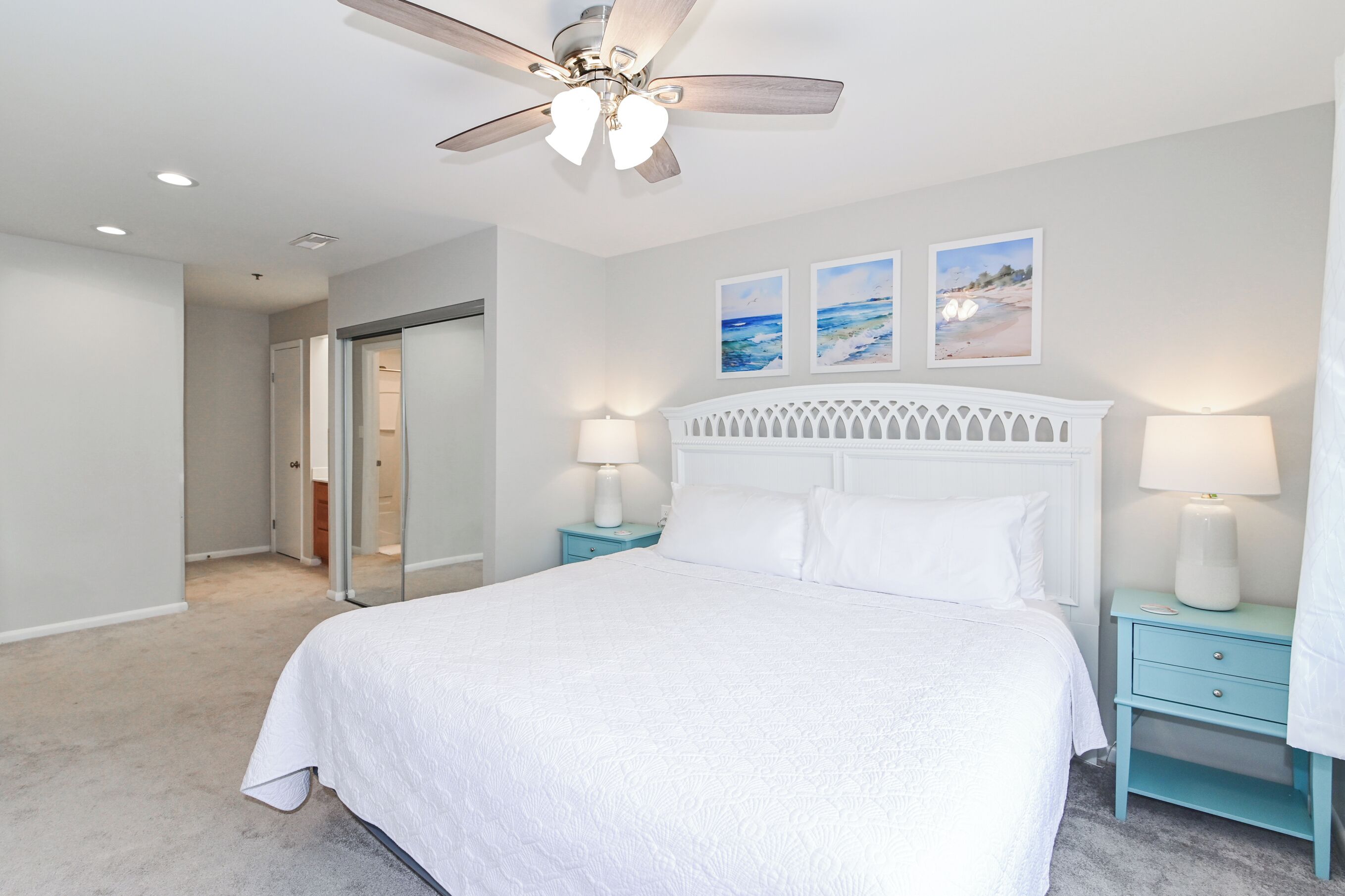 2 bedrooms, desk, iron/ironing board, WiFi