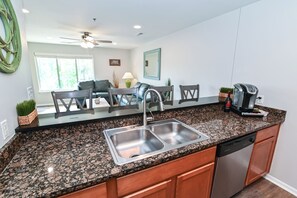 Interior - Bright 2BR Retreat w/ Pool – 1.5 Blocks to Oceanfront & Boardwalk (Virginia Beach)