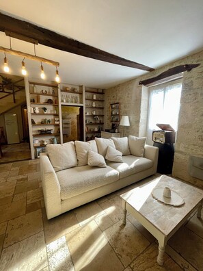 Smart TV, fireplace, books - Gîte 9 Personnes à 25km de Sarlat (Saint-Aubin-de-Nabirat)