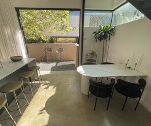 Dining - The Austin Oasis: Modern, spacious, and close to everything (Austin)