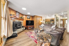Apartment (2 Bedrooms) | Property amenity - Pines #2071 By Summit County Mountain Retreats (Keystone)