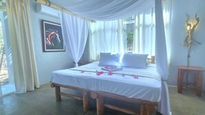 4 bedrooms, WiFi, bed sheets