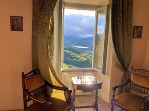 Interior - 4 Bedroom Private vacation home in Pievebovigliana (Pievebovigliana)