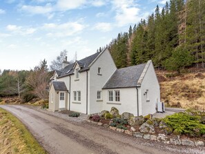 Exterior - Gate Lodge - UK42791 (Strathconon, Muir of Ord)