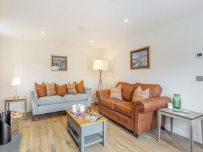 Fireplace - Gate Lodge - UK42791 (Strathconon, Muir of Ord)