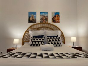 5 室のベッドルーム、アイロン / アイロン台、WiFi、ベッドシーツ