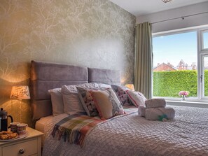 4 soverom, wi-fi (inkludert) og sengetøy