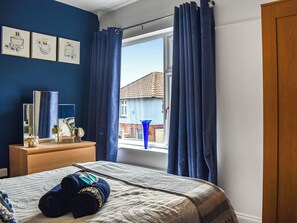 4 bedrooms, free WiFi, bed sheets