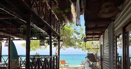 Thani Ecobeach Barú
