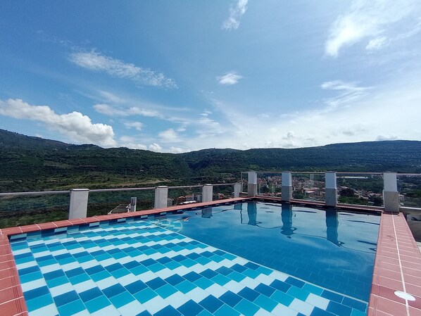 Alberca al aire libre 