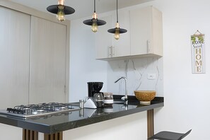 Basic Apartment | Private kitchen