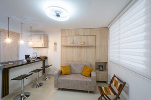 Basic Apartment | Interior - San Gil Plaza suite 502 (San Gil)