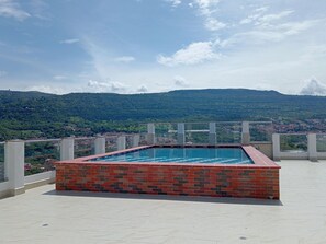 베이직 아파트 | 수영장 | 야외 수영장