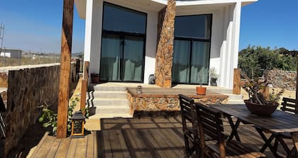 Tres Lunas - Valle de Guadalupe Peaceful Cottage