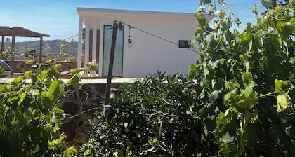 Tres Lunas - Valle de Guadalupe Peaceful Cottage