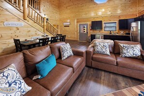 Smart-TV, Kamin, Videospiele