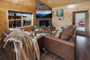 Smart-TV, Kamin, Videospiele