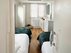 2 chambres, accès au Wi-Fi (inclus), literie fournie