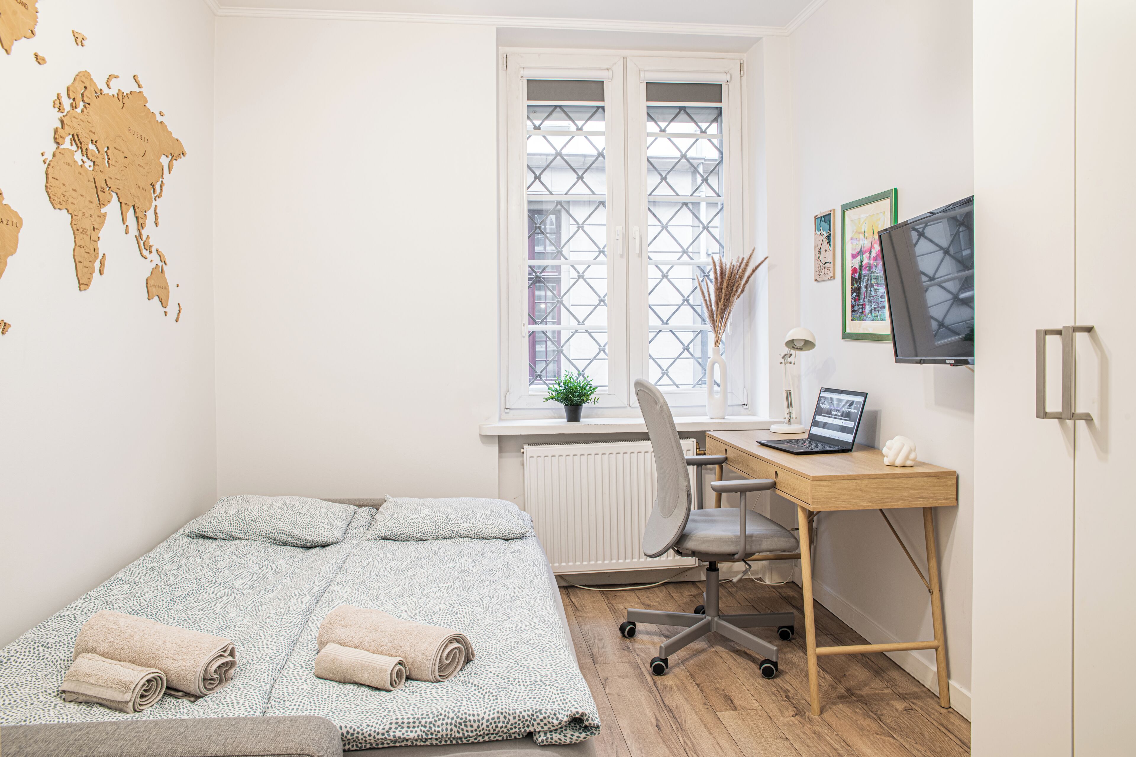 Doppelzimmer | Schreibtisch, laptopgeeigneter Arbeitsplatz, kostenloses WLAN