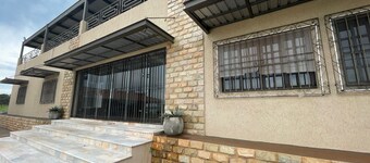 Rancho Bevilacqua- Rancho Completo Alto Padrão, Próximo ao Ubatã Thermas Club