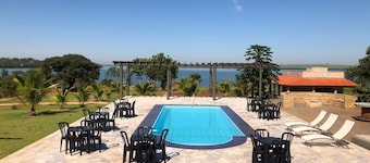 Rancho Bevilacqua- Rancho Completo Alto Padrão, Próximo ao Ubatã Thermas Club
