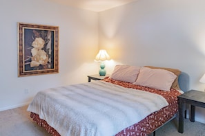 2 bedrooms, desk, free WiFi, bed sheets - Cozy cabin with modern amenities (Flagstaff)