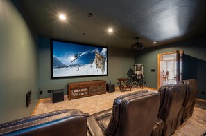 Interior - Snowcrest C304|Ski Getaway |Hot Tub & Theater Room (Eden)