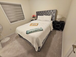 1 bedroom, WiFi - Most affordable room in the area with great amenities (East Gwillimbury)