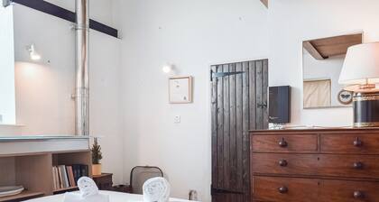 1 bedroom accommodation in Penn