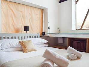 1 soverom, wi-fi (inkludert) og sengetøy