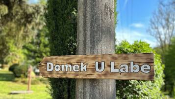 Enceinte de lâhĂ©bergement