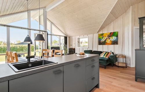 4 bedroom amazing home in Hemmet