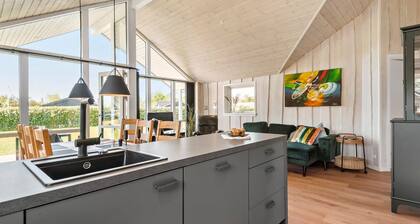 4 bedroom amazing home in Hemmet