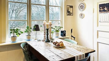 House | Dining