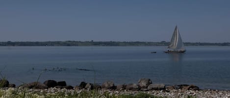 Maison | Vue sur lâeau